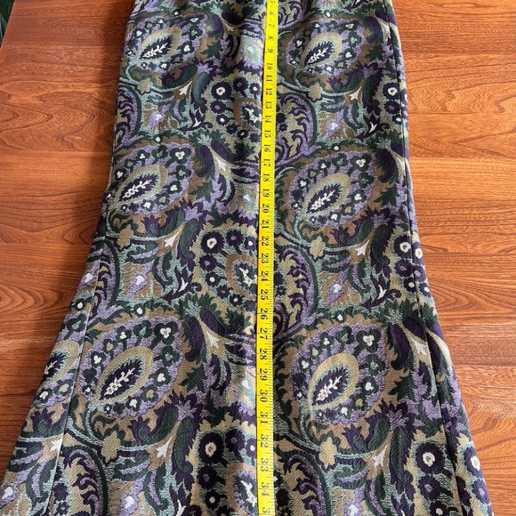 Gorgeous paisley print fishtail skirt - Picture 2 of 6